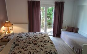 City Nest - Große gemütliche Ferienwohnung mit Terrasse, zentral gelegen, für Paare, Familien und Hunde!